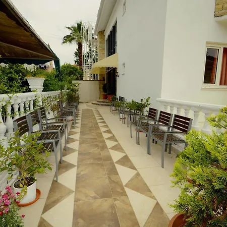 Sincerity Aparthotel 3*